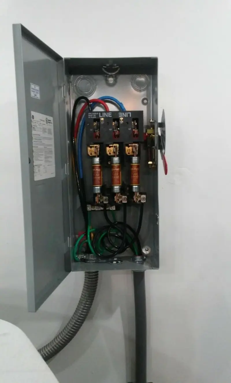 Three-phase disconnect switch installed for Electrical Wiring & Rewiring in Caseyville